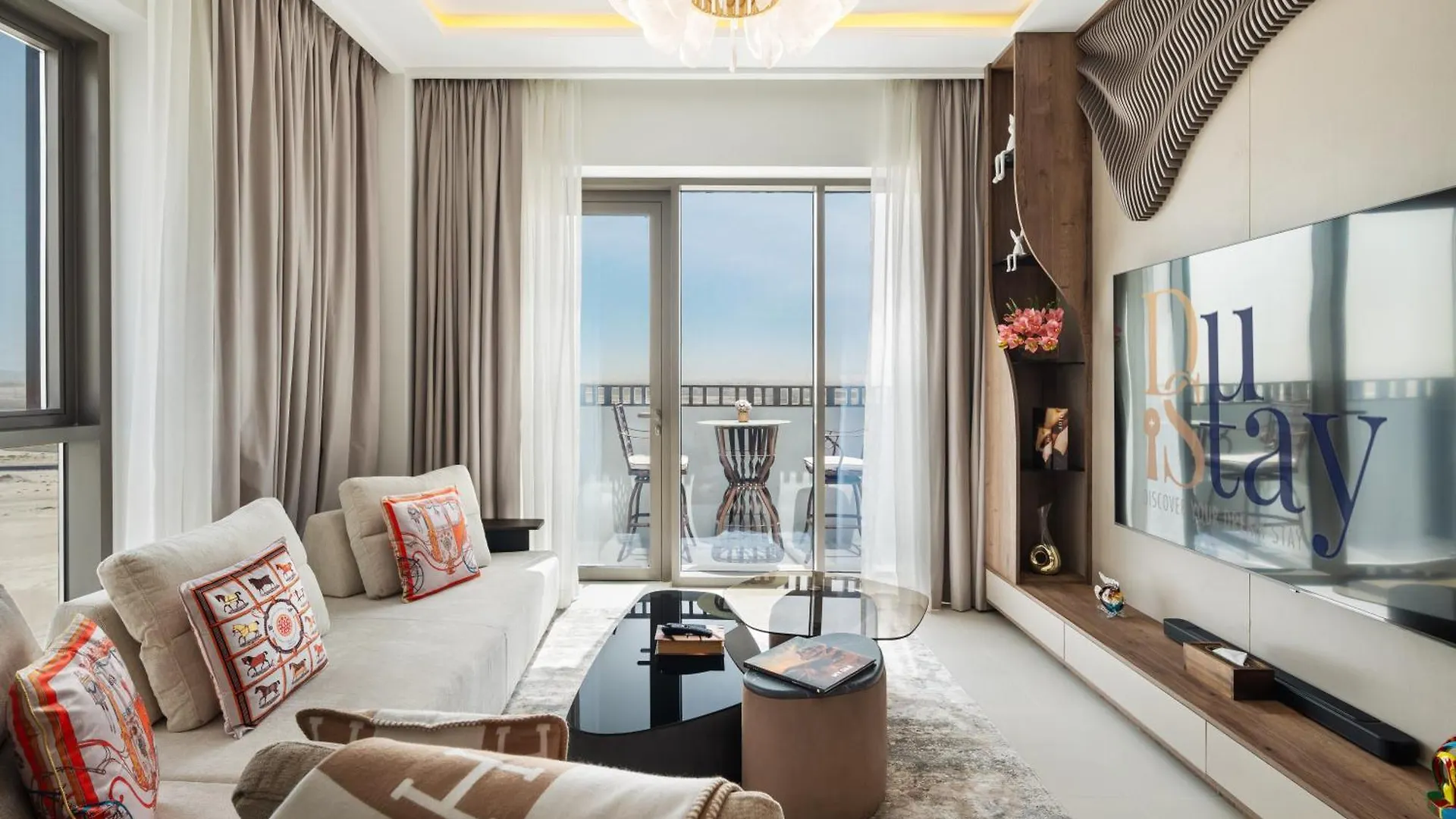 Apartment Community View Home-Dubai Creek Harbour - By Dustay